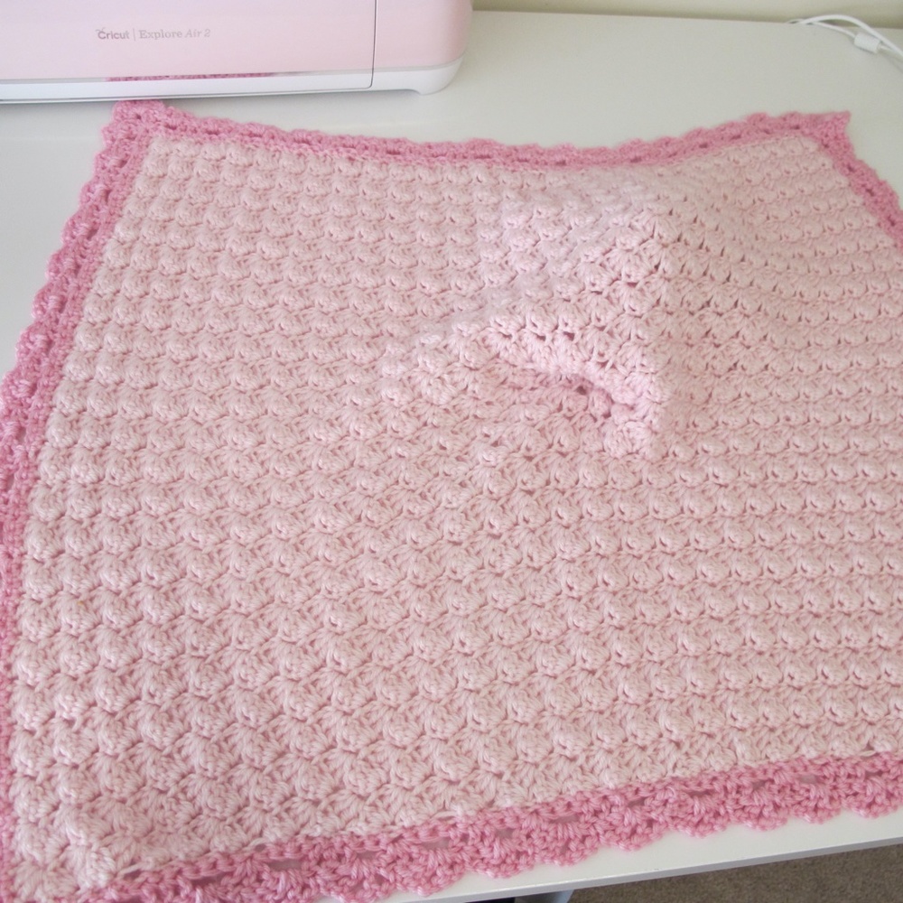 Newborn baby pink crochet lovey blanket 28" x 31"  EUC - Picture 3 of 5